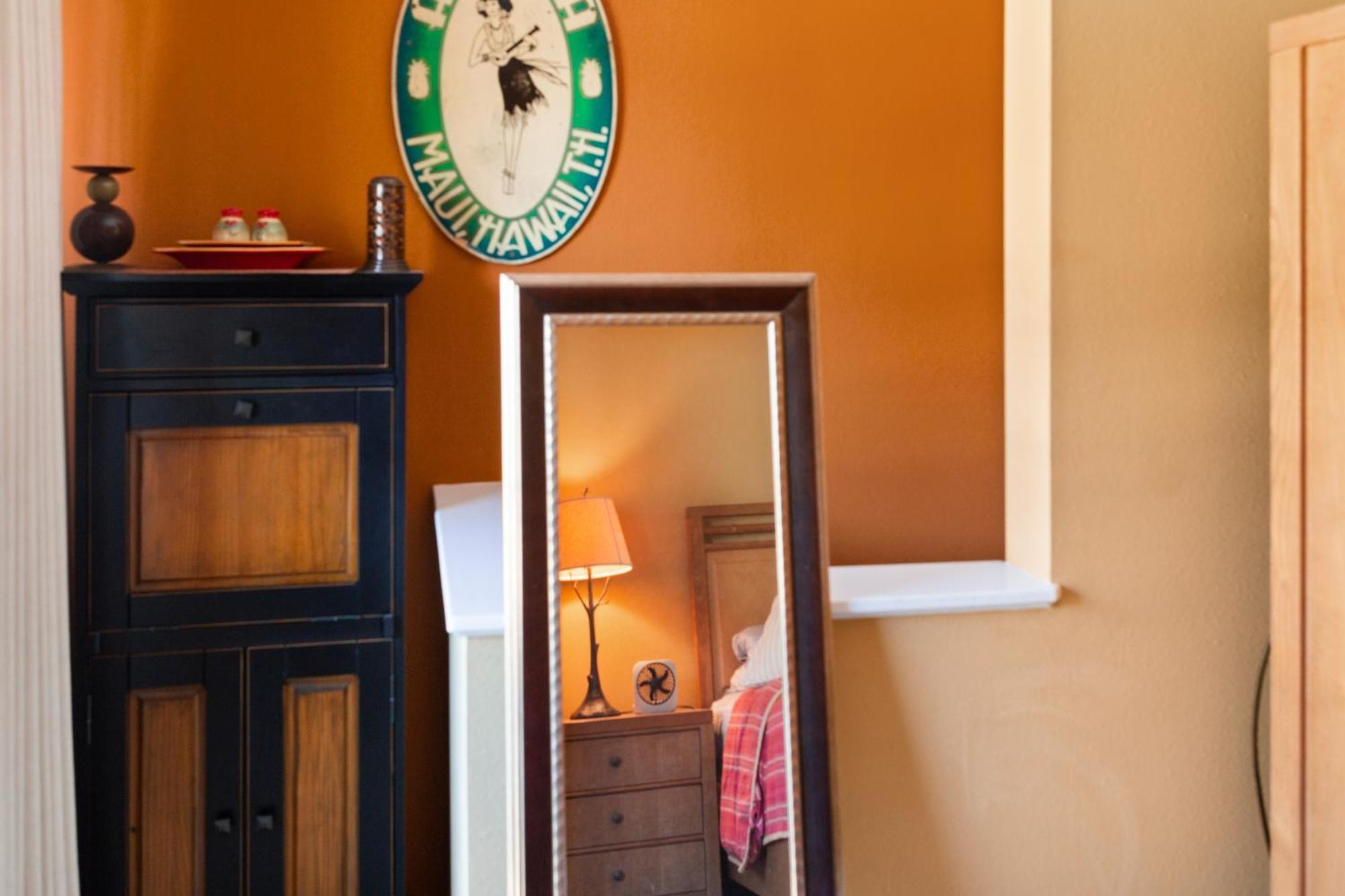 Studio With Mini Kitchen, Pool And Bbq, Pre-Renovation Summer Sale Kihei Ngoại thất bức ảnh